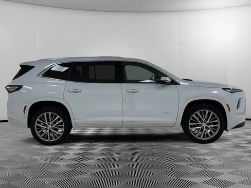 Certified 2026 Buick Enclave Avenir w/ Super Cruise Package AWD/4WD image 6