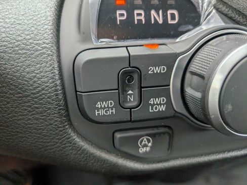 New 2026 RAM 1500 Express AWD/4WD image 24