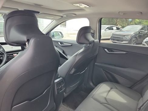 Used 2023 Kia Niro EX Touring FWD image 28