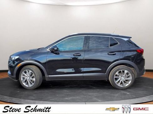 Used 2023 Buick Encore GX Essence w/ Experience Buick Package AWD/4WD image 2