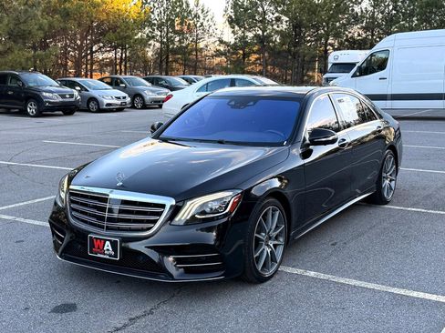 Used 2020 Mercedes-Benz S 560 Sedan w/ AMG Line Exterior image 34