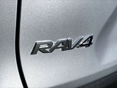 Used 2024 Toyota RAV4 LE image 30
