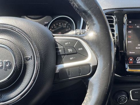 Used 2019 Jeep Compass Limited AWD/4WD image 23