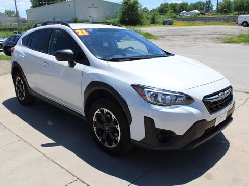 Used 2021 Subaru Crosstrek 2.0i AWD/4WD image 4