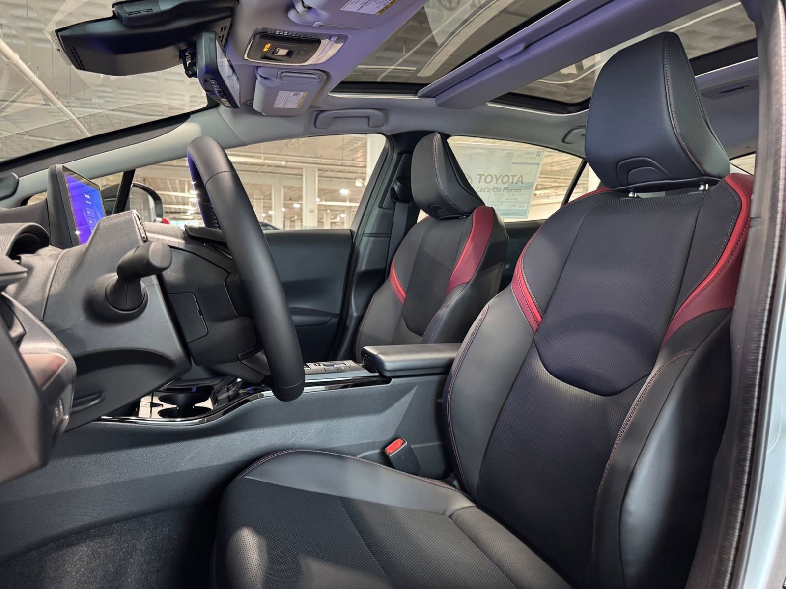New 2026 Toyota Prius Plug-In Hybrid FWD image 13