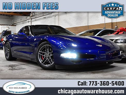 Used 2004 Chevrolet Corvette Coupe w/ Preferred Equipment Group RWD image 1