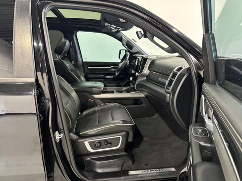 Used 2020 RAM 1500 Laramie AWD/4WD image 20