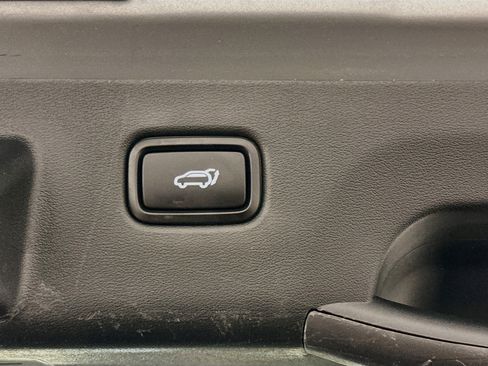 Used 2024 Kia EV6 Wind w/ Wind Technology Package AWD/4WD image 31
