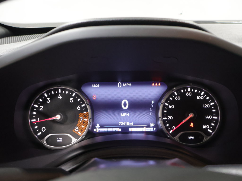 Used 2019 Jeep Renegade Trailhawk AWD/4WD image 39