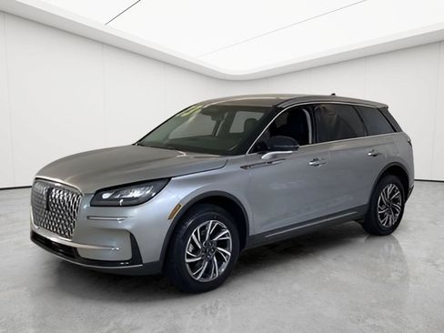 Used 2023 Lincoln Corsair AWD w/ Equipment Group 101A image 5