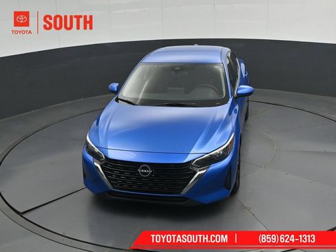 Used 2024 Nissan Sentra SV FWD image 44