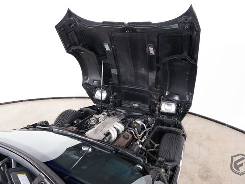 Used 1987 Chevrolet Corvette 2dr Convertible image 36