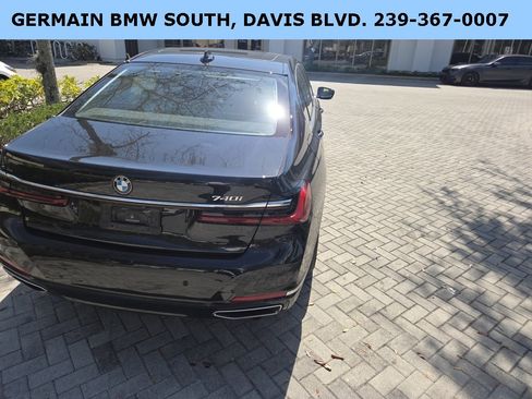 Used 2020 BMW 740i 740i w/ Premium Package image 32