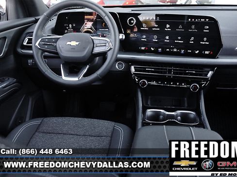 New 2026 Chevrolet Traverse LT w/ Driver Confidence Package image 17