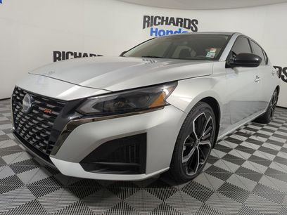 Used 2023 Nissan Altima 2.5 SR