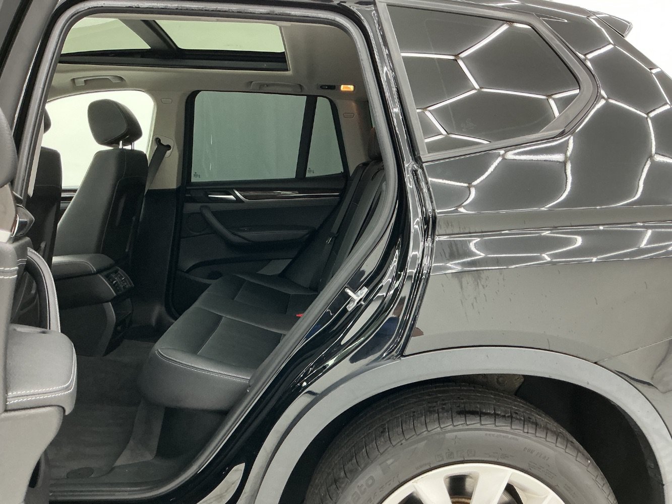 Used 2017 BMW X3 xDrive28i AWD/4WD image 20