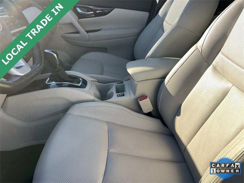 Used 2021 Nissan Rogue Sport SL w/ Premium Package image 27