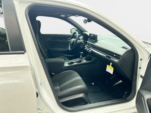 Certified 2025 Honda Civic Sport image 14
