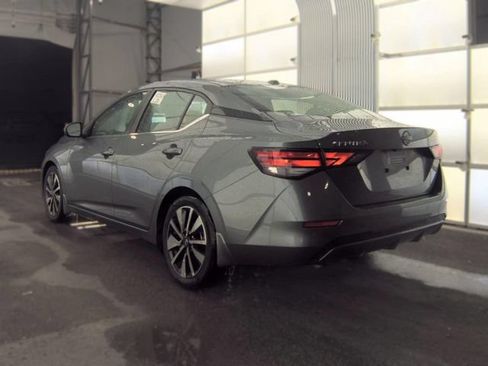 Used 2025 Nissan Sentra SV w/ SV Premium Package FWD image 8