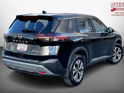 Used 2023 Nissan Rogue SV image 6