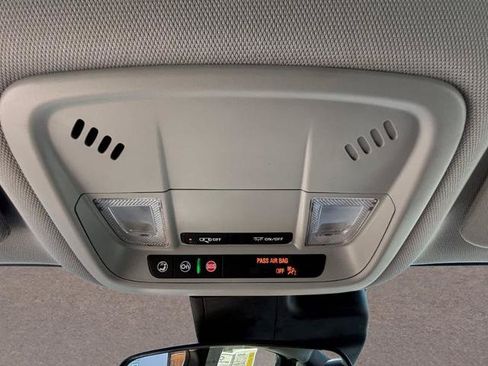 Used 2023 Chevrolet Malibu LT FWD image 19