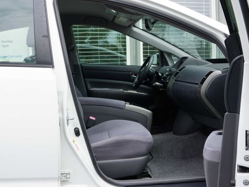 Used 2006 Toyota Prius FWD image 32