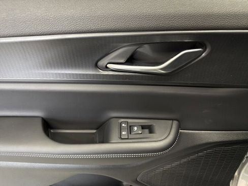 New 2025 Jeep Grand Cherokee L Altitude AWD/4WD image 35