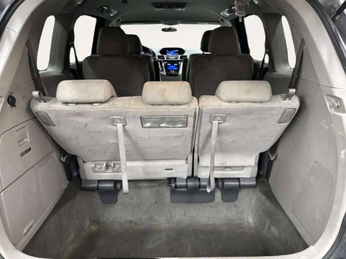 Used 2016 Honda Odyssey SE image 6