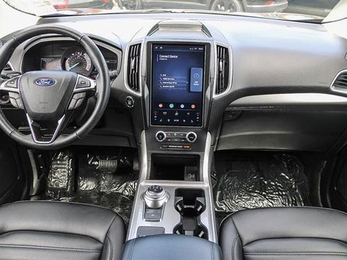 Used 2024 Ford Edge SEL image 12