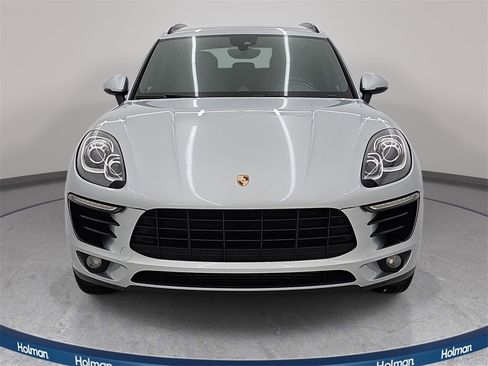Used 2018 Porsche Macan image 3