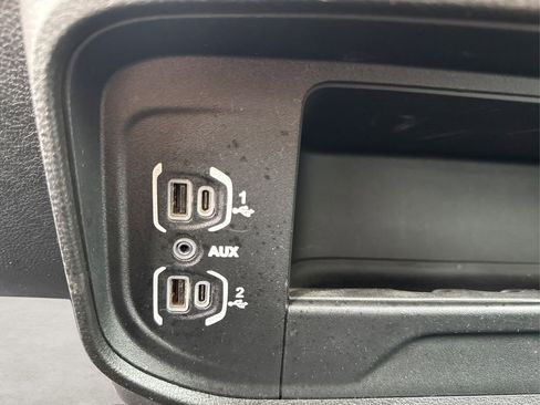 Used 2024 RAM 2500 Big Horn image 26