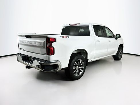 Used 2023 Chevrolet Silverado 1500 LT AWD/4WD image 9