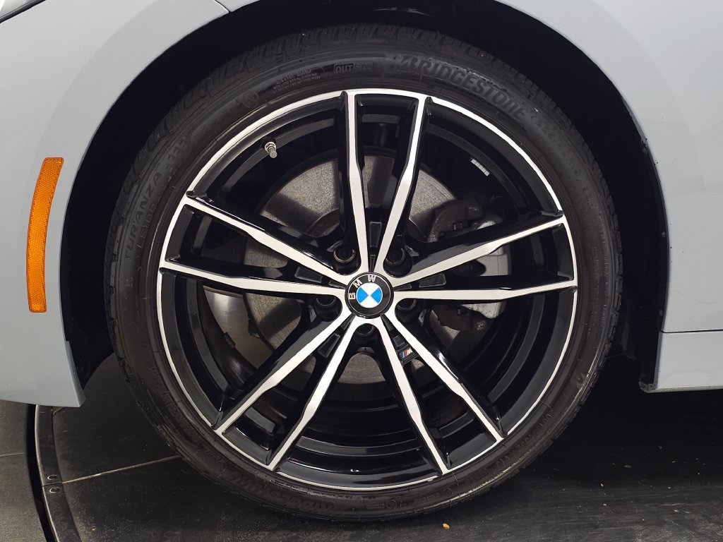 Used 2024 BMW 330i xDrive Sedan w/ M Sport Package AWD/4WD image 12