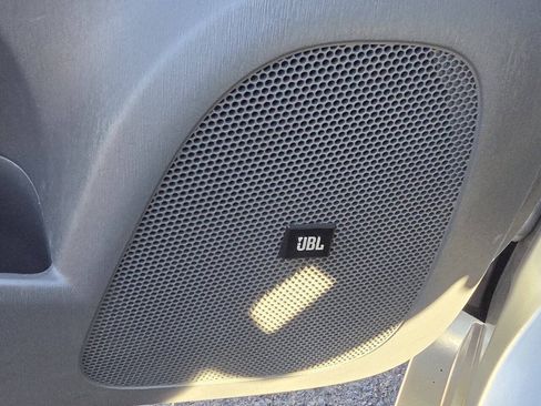 Used 2010 Toyota Prius Four FWD image 17