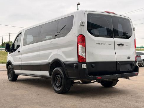Used 2019 Ford Transit 350 XLT RWD image 5
