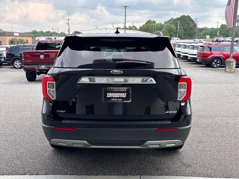 Used 2021 Ford Explorer XLT w/ Equipment Group 202A AWD/4WD image 25