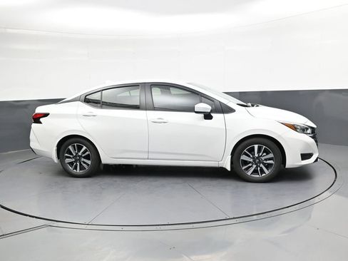 Certified 2025 Nissan Versa SV w/ Trunk Package FWD image 11