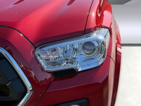 Certified 2023 Toyota Tacoma SR5 image 11