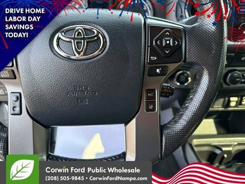 Used 2019 Toyota Tacoma TRD Sport AWD/4WD image 17