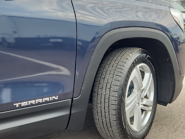 Used 2019 GMC Terrain SLE w/ GMC Pro Grade Package AWD/4WD image 19