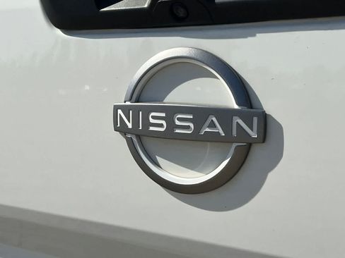 Used 2024 Nissan Frontier S w/ Technology Package AWD/4WD image 17