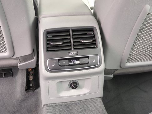 Used 2018 Audi A4 2.0T Premium Plus w/ Premium Plus Package AWD/4WD image 19