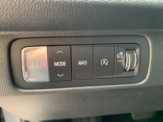 Used 2026 Chevrolet Traverse LT AWD/4WD image 26
