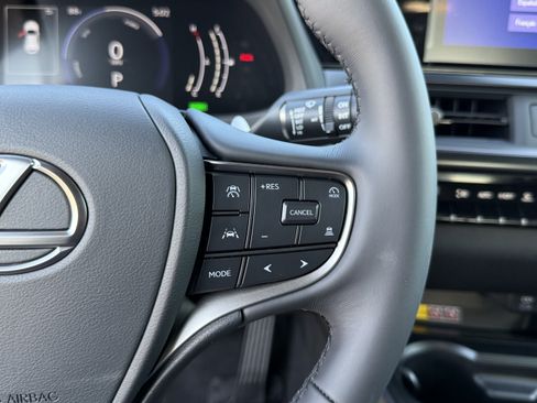 New 2026 Lexus UX 300h FWD image 23