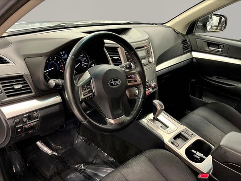 Used 2012 Subaru Outback 2.5i Premium AWD/4WD image 17