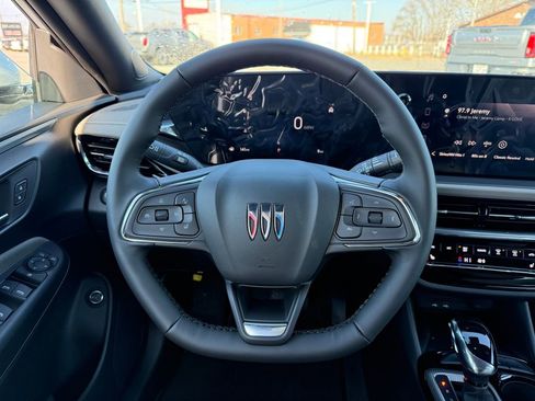 New 2026 Buick Envista Avenir image 21
