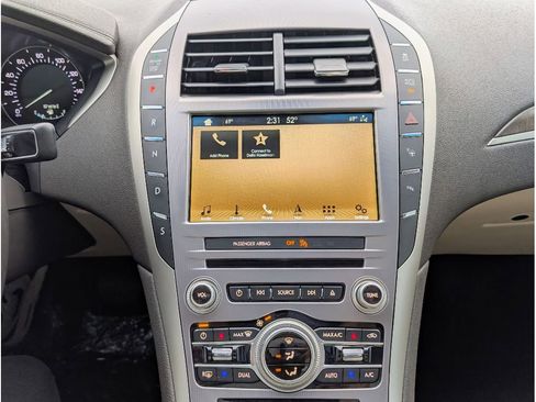 Used 2019 Lincoln MKZ Reserve image 23