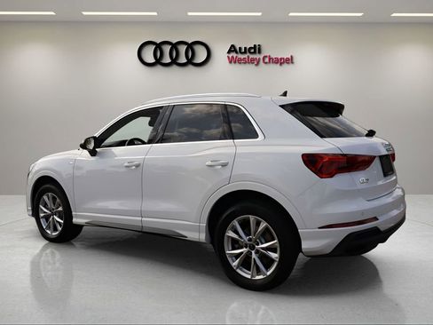 Used 2025 Audi Q3 2.0T Premium w/ Convenience Package AWD/4WD image 3
