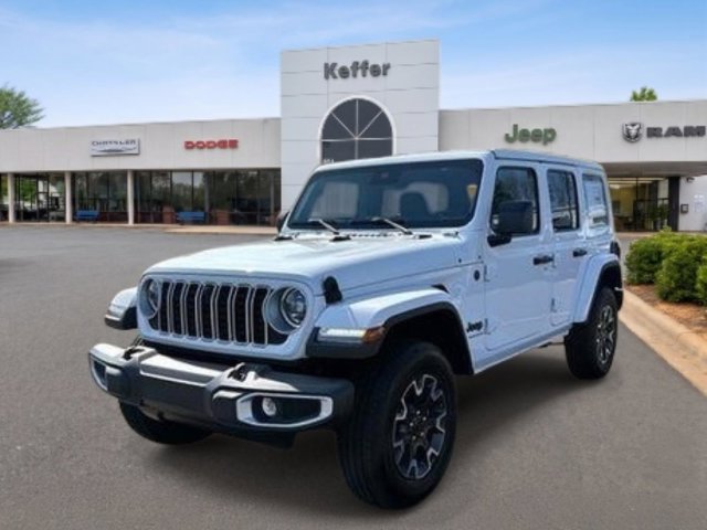 Used 2025 Jeep Wrangler Unlimited Sahara AWD/4WD image 1