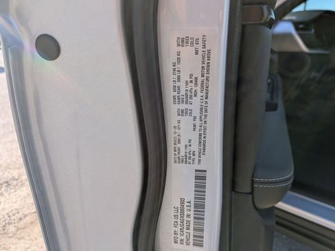 New 2025 Jeep Grand Cherokee Altitude image 37